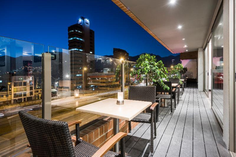 Nh Bogota Urban 26 Royal Hotel Exterior photo